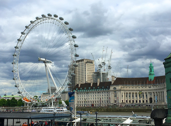 The London Eye, london , england, UK, tourist attractions, london attractions, London Aquarium, Thames